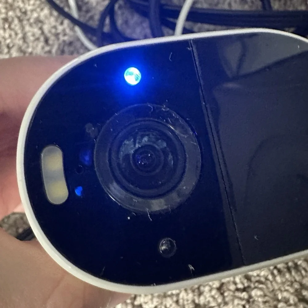 Arlo Essential XL VMC2032 Wireless Spotlight Security Camera White